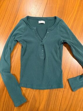 Hollister Ribbed Henley